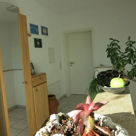 Fewosa Trier-tarforst Apartman *